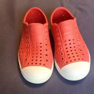 Toddler size 10 red Native Shoes